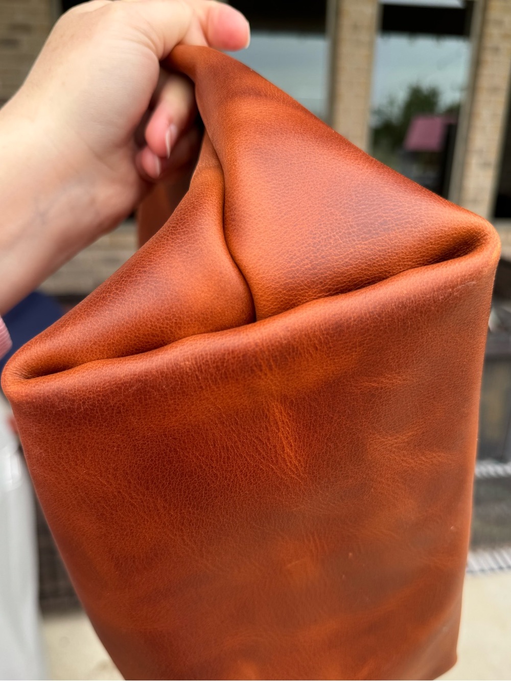 KMM full sized Leather Crossbody Shoulder Bag. Strap NOT included - Picture 4 of 9